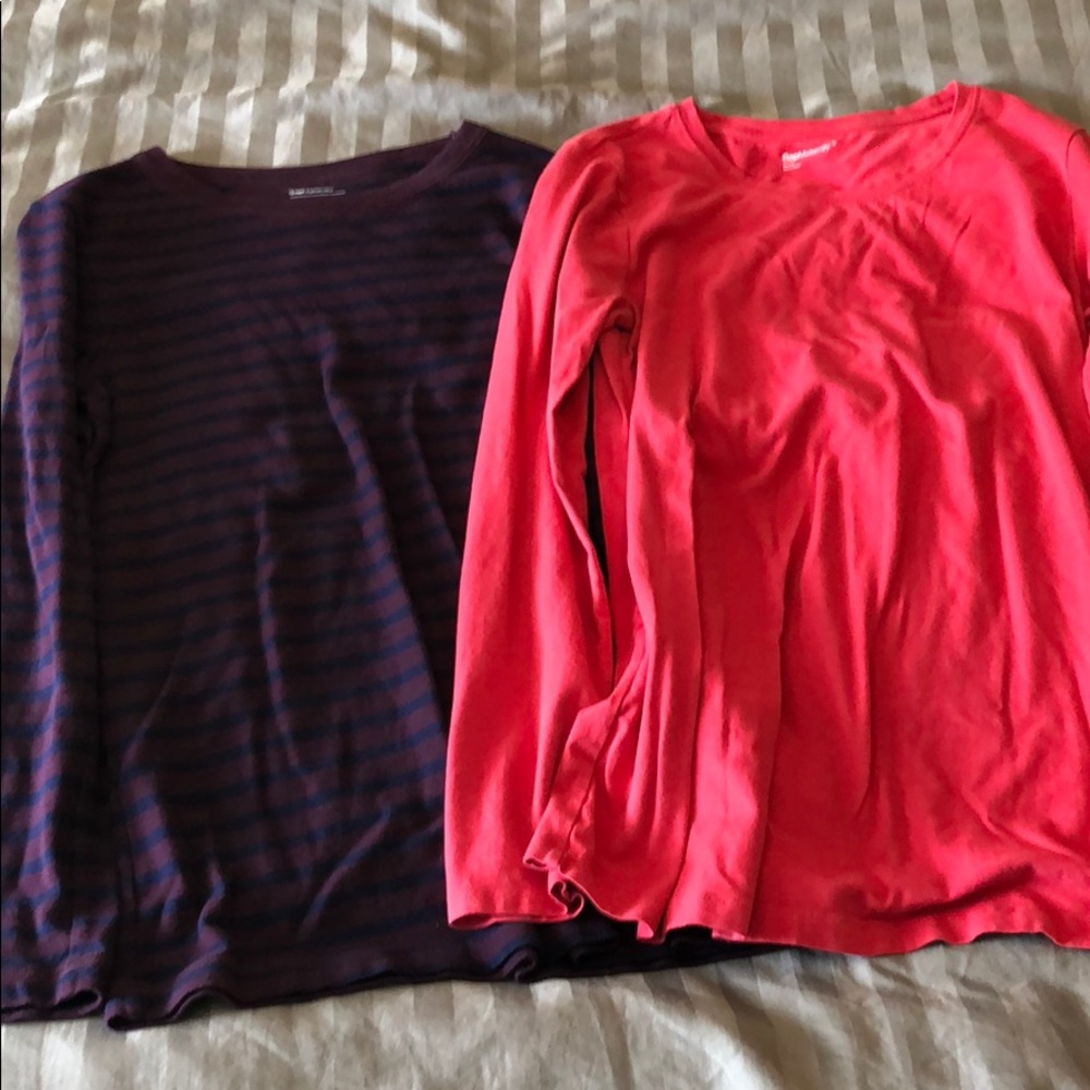 GUC GAP Maternity long sleeve tees (set of 2)